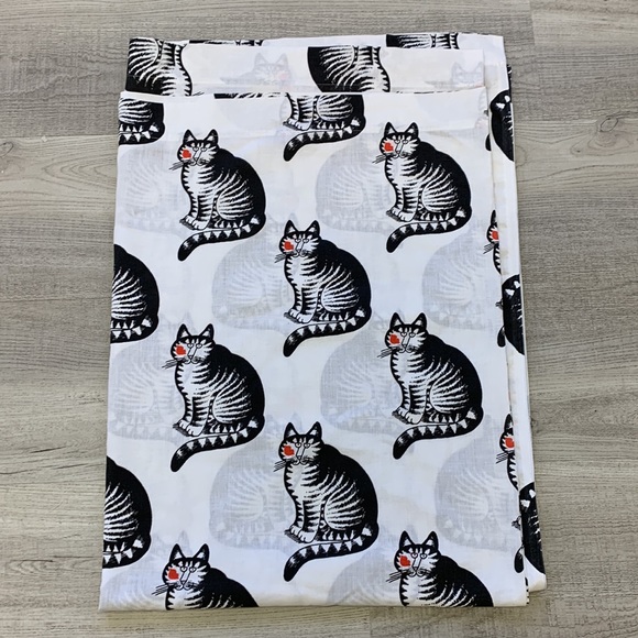 Marlborough Muslin Vintage Cat Sheet Twin Size Black White Red Fabric Kiblan Cat - Picture 2 of 10